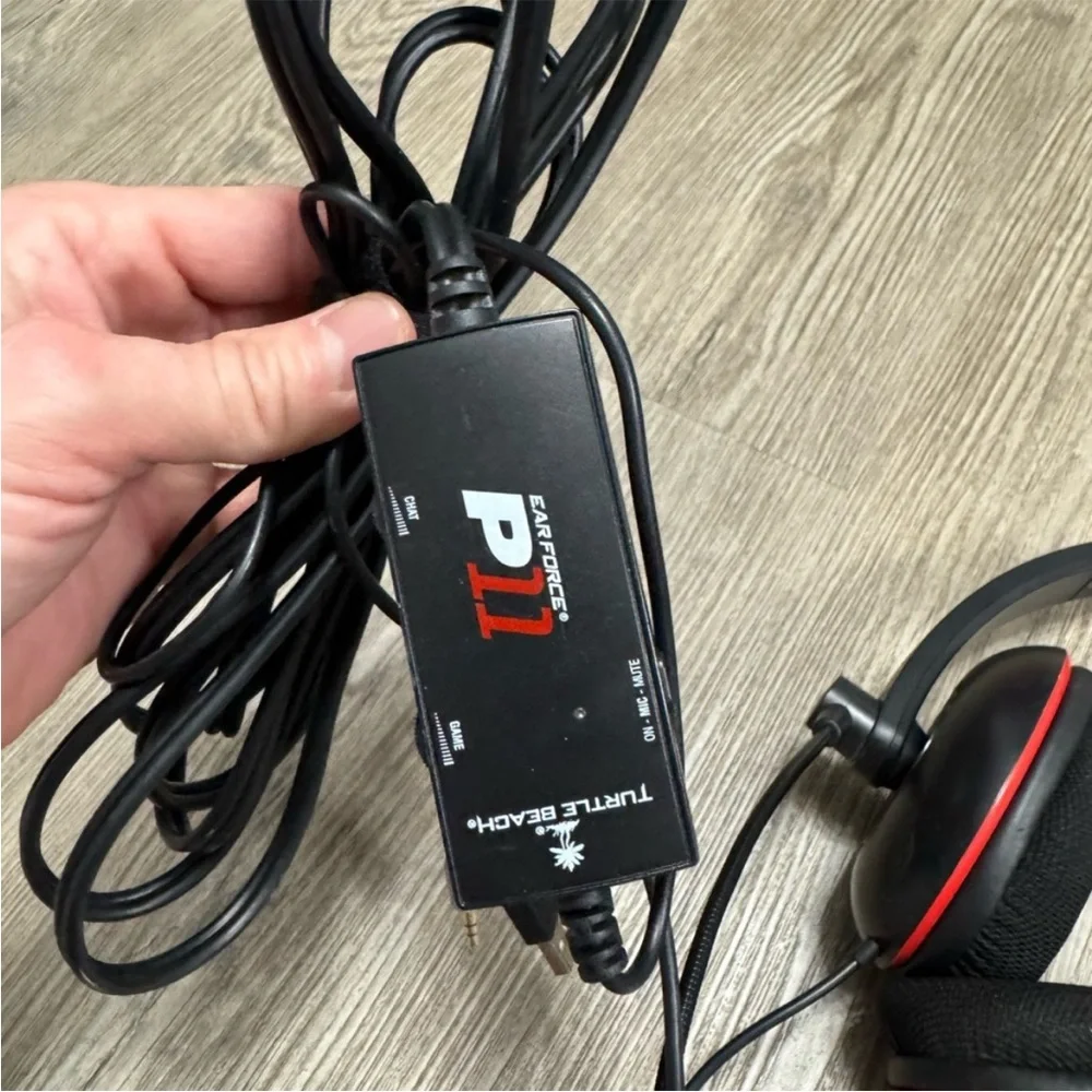 Wired Gaming Headset with Microphone - Black and Red